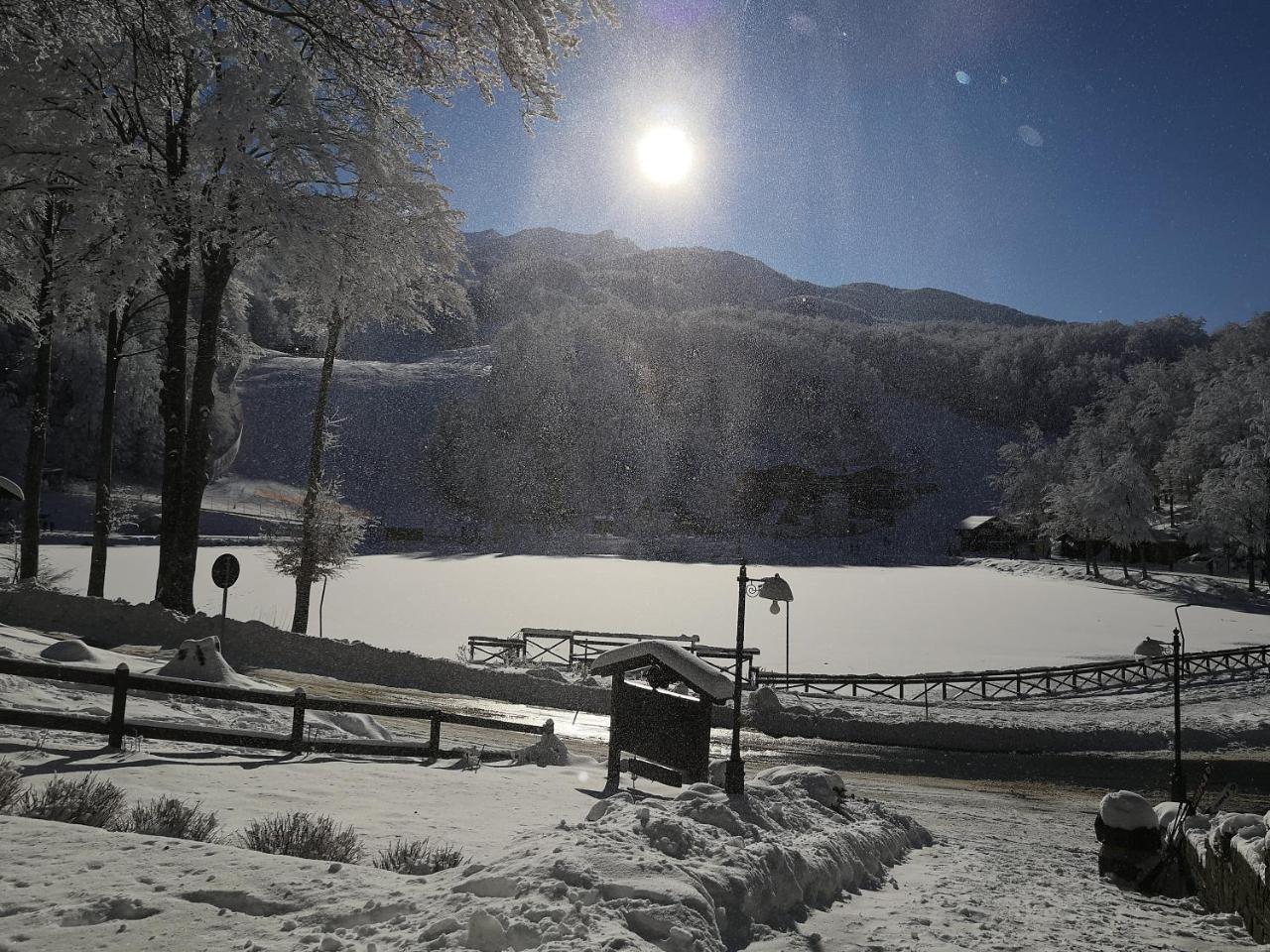 Albergo Diana Cerreto Laghi Exterior photo